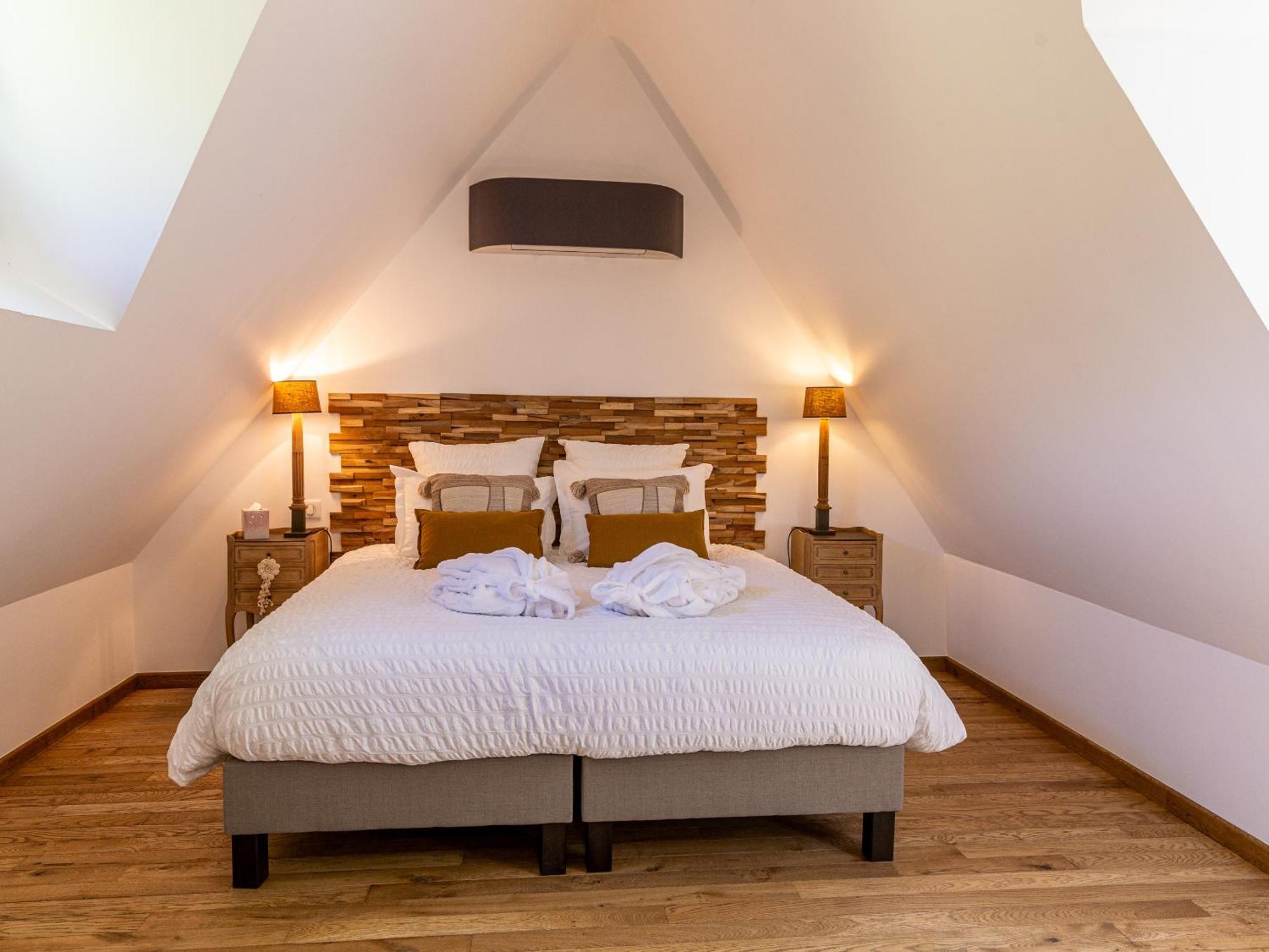Le Domaine D'Angerville - Chambres D'Hotes Room photo